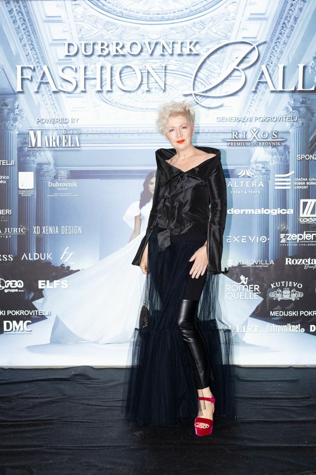 Humanitarni fashion ball - 12