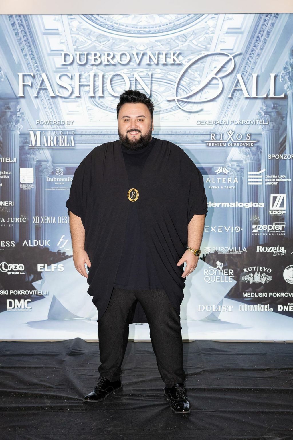 Humanitarni fashion ball - 16