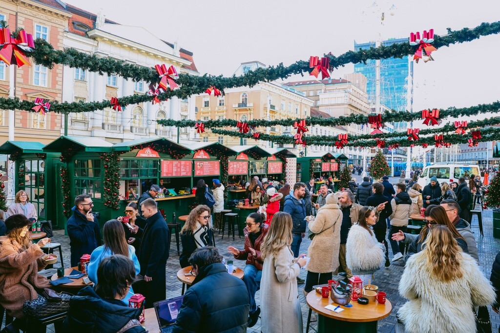Baš naš - Zagrebački spomenar