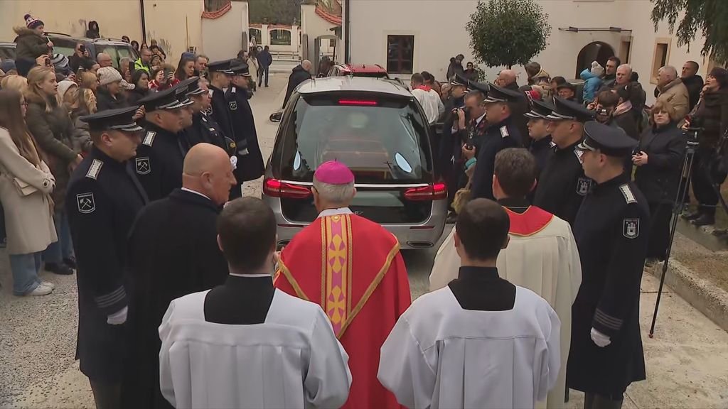 Ispraćaj relikvija A. Stepinca - 1