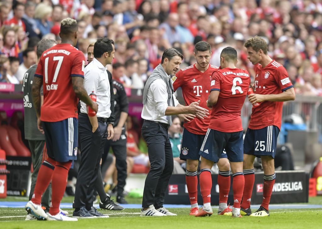 Niko Kovač i Hasan Salihamidžić s igračima Bayerna (Foto: AFP)