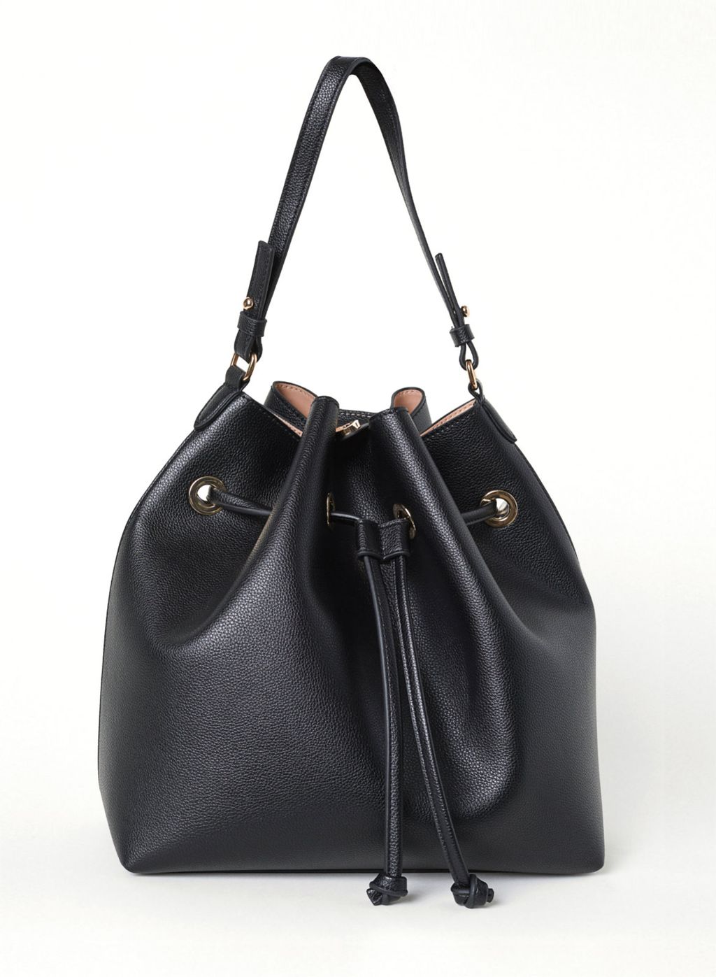 H&M, 29.99 eura (222 kn)