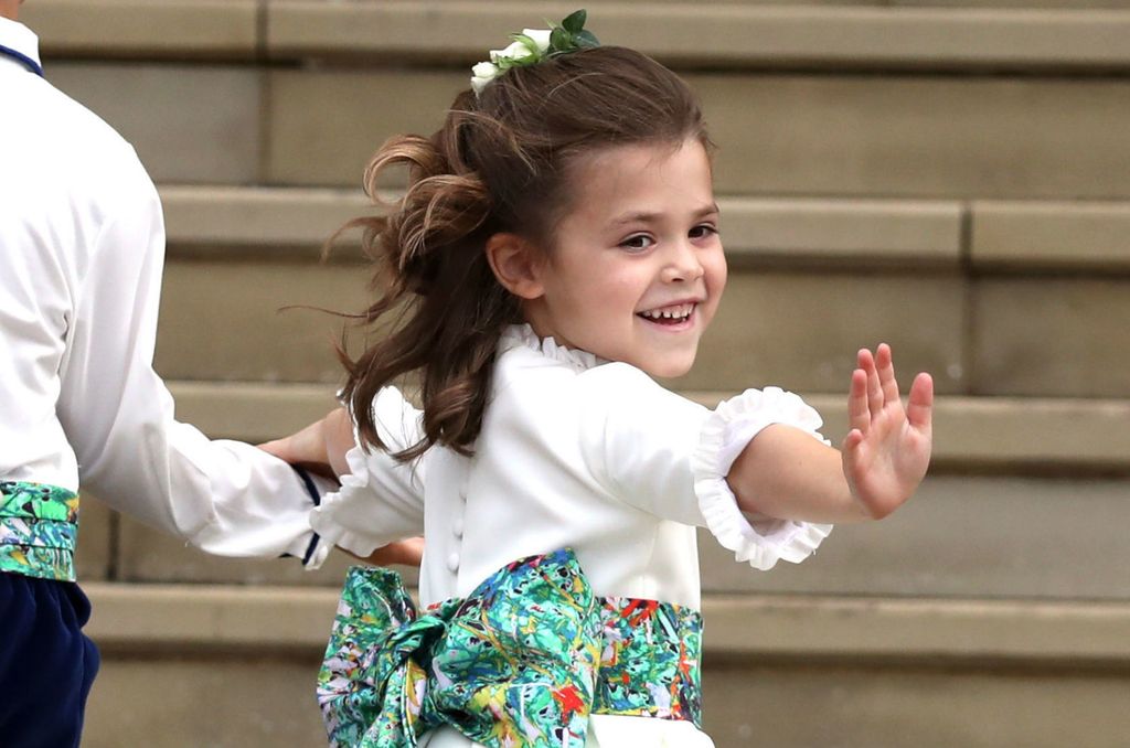 Theodora Williams, kći Robbieja Williamsa bila je djeveruša na vjenčanju princeze Eugenie - 1