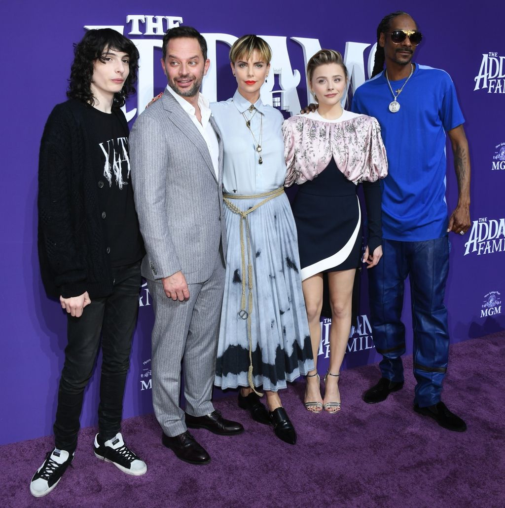 Charlize Theron s kolegama na premijeri animiranog filma 'Obitelj Adams' u Los Angelesu