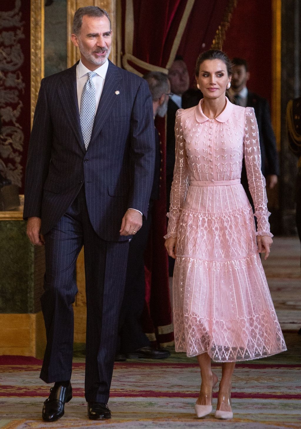 Kraljica Letizia u ružičastoj \'bombon\' haljini španjolskog dizajnera Felipea Varela - 1