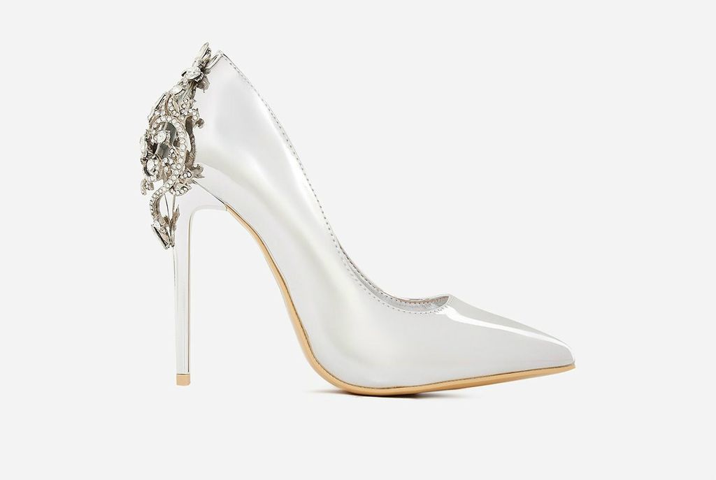 Metalik štikle brenda Ego, 299 kuna