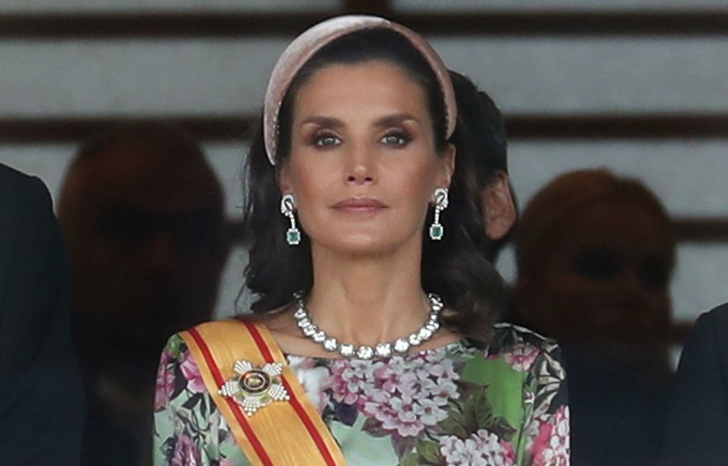 Kraljica Letizia u svečanoj haljini - 2