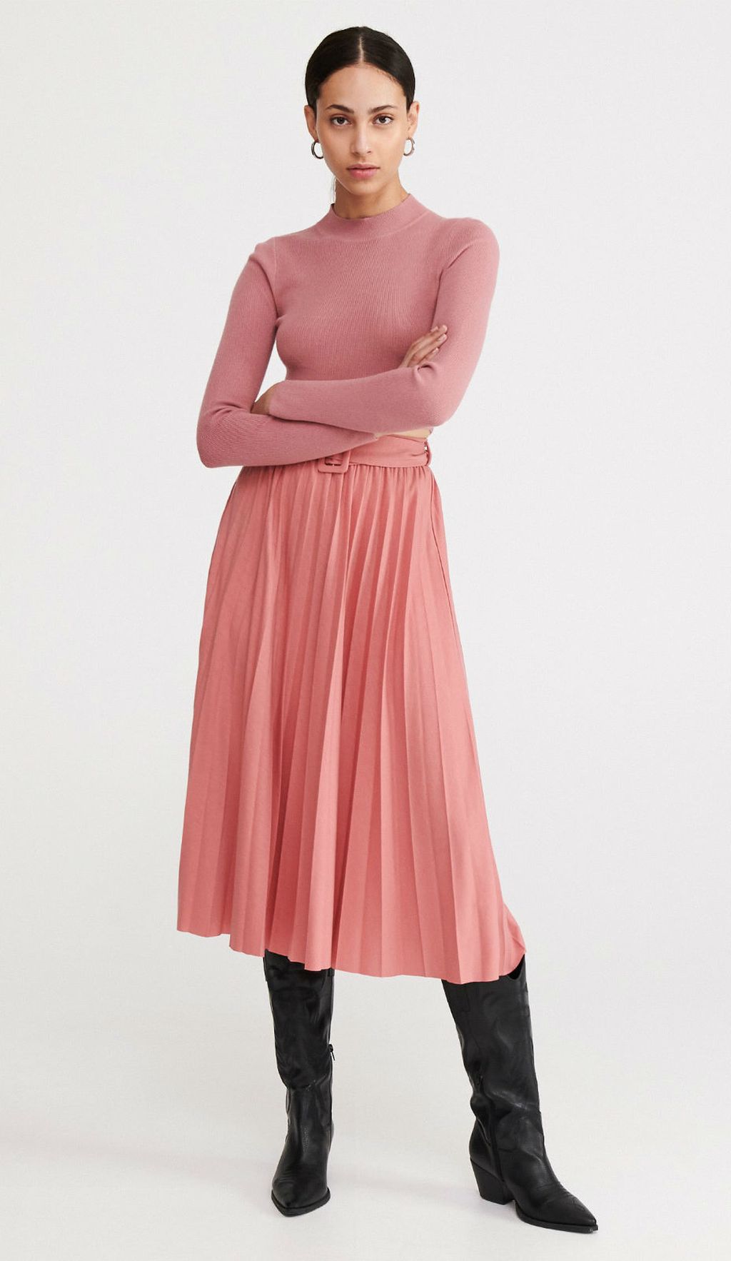 Najtraženija suknja iz trgovine Reserved dolazi u tri boje, a cijena iznosi 179,90 kuna