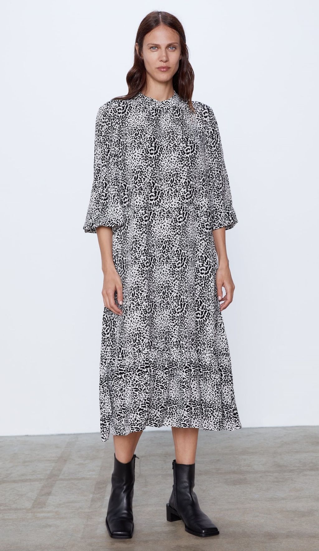 Haljina sa životinjskim uzorkom iz Zare koja dolazi do veličine XXL - 1
