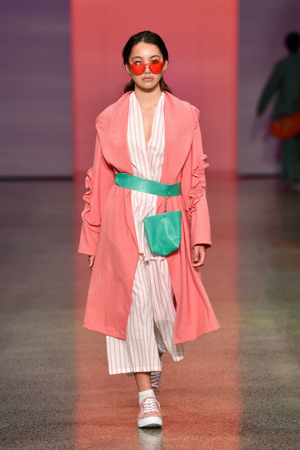 Modeli u koraljno ružičastoj boji - 4