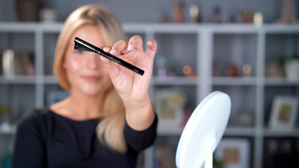L\'Oréal tuš za oči Cat Black Eye
