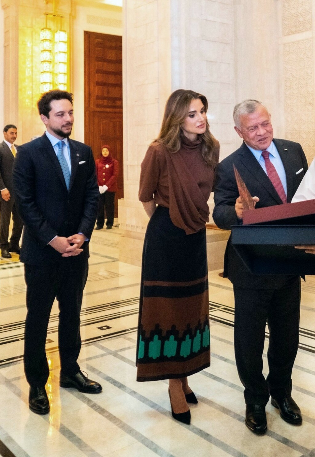 Princ Hussein, kraljica Rania i kralj Abdullah II. u Omanu