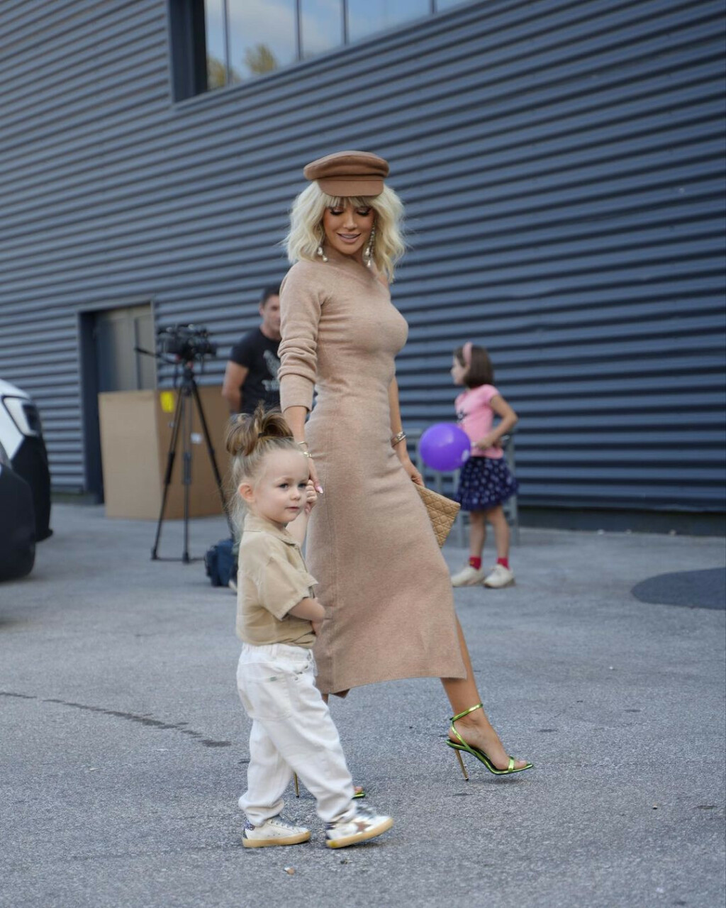 Modno usklađeni Bloom Tatarinov i njegova mama Maja Šuput