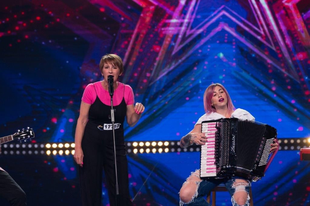 Lidija i Stela Rade - 6