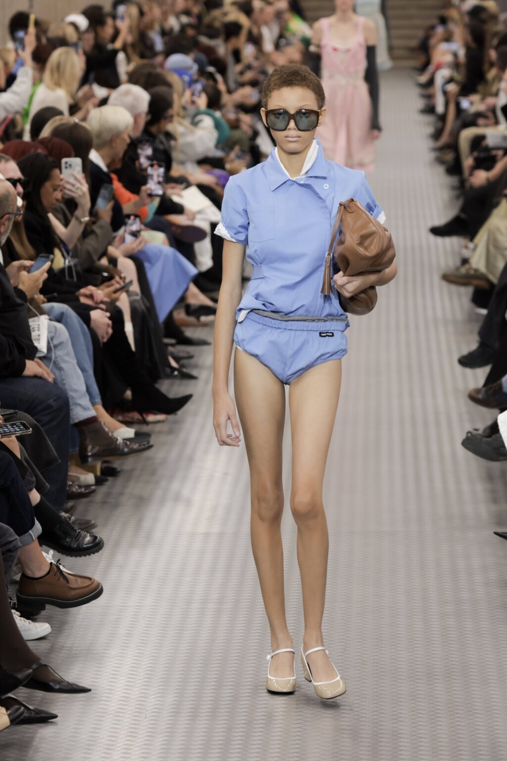 Revija brenda Miu Miu za proljeće-ljeto 2025.