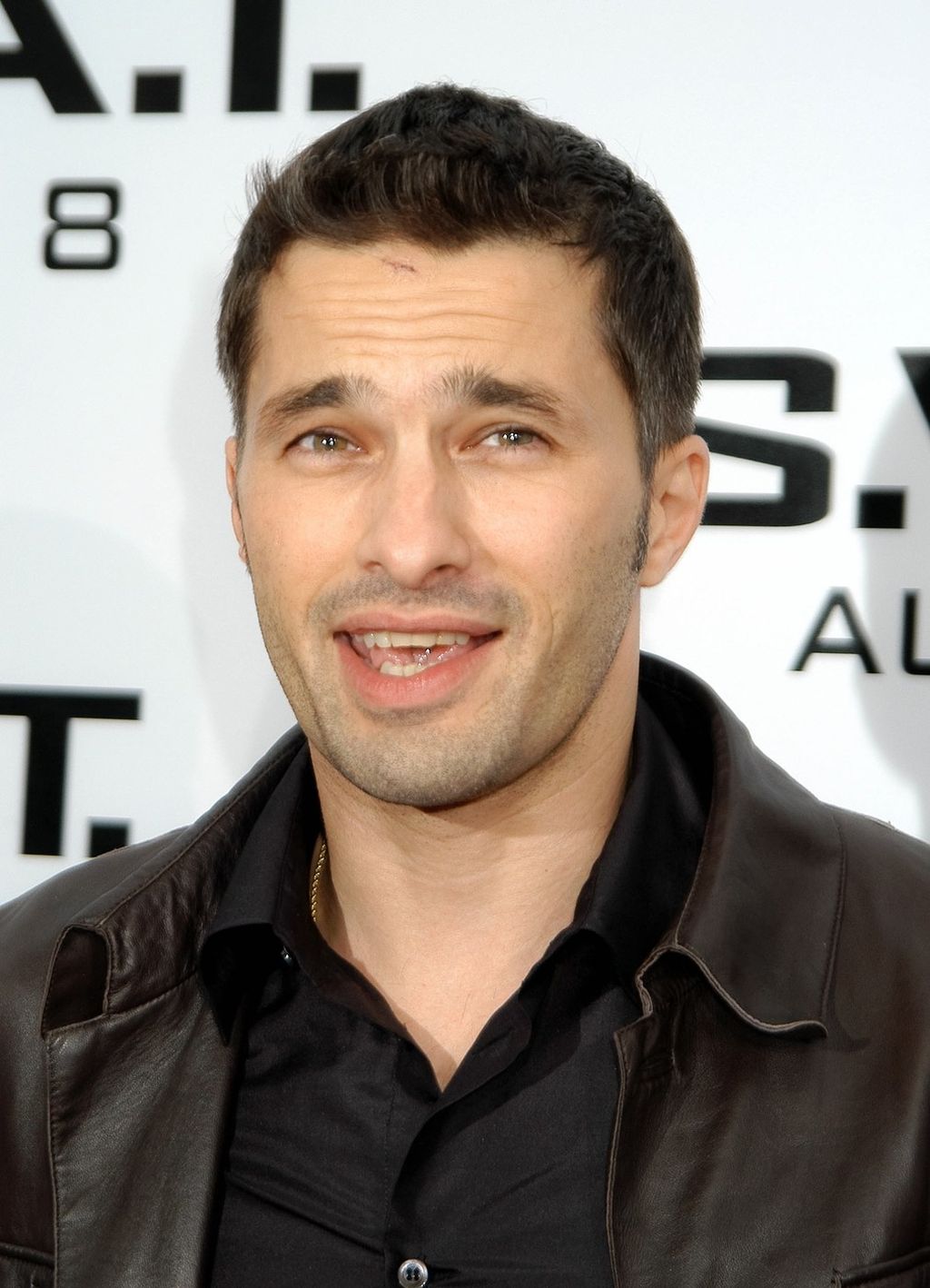 Olivier Martinez - 6