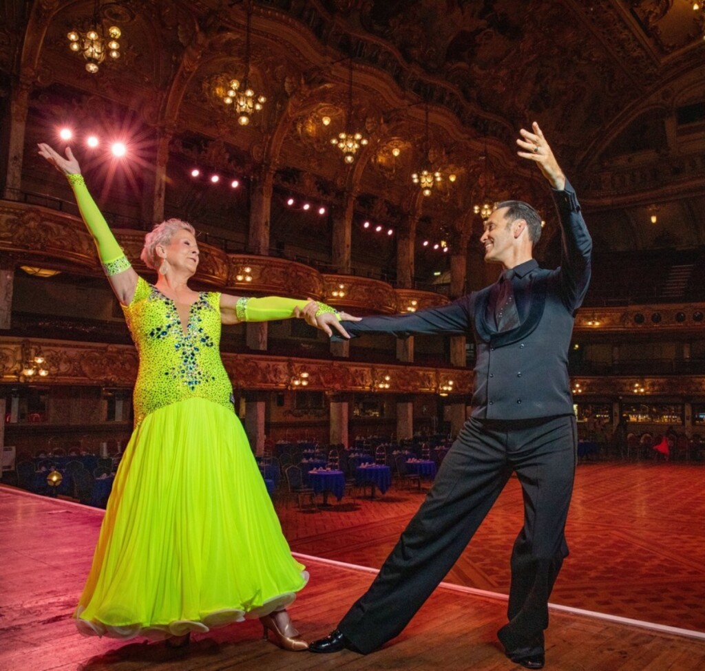 Terri Picton-Clark s plesnim partnerom u dvorani Blackpool Tower Balroom