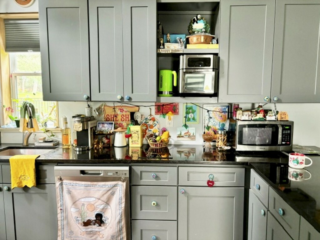 Od obiteljske garaže napravili jednosobni dom - 4