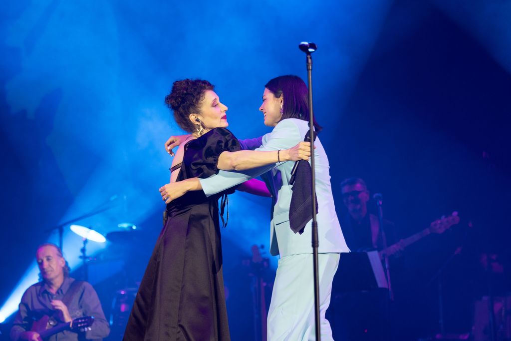 Doris Dragović - 10