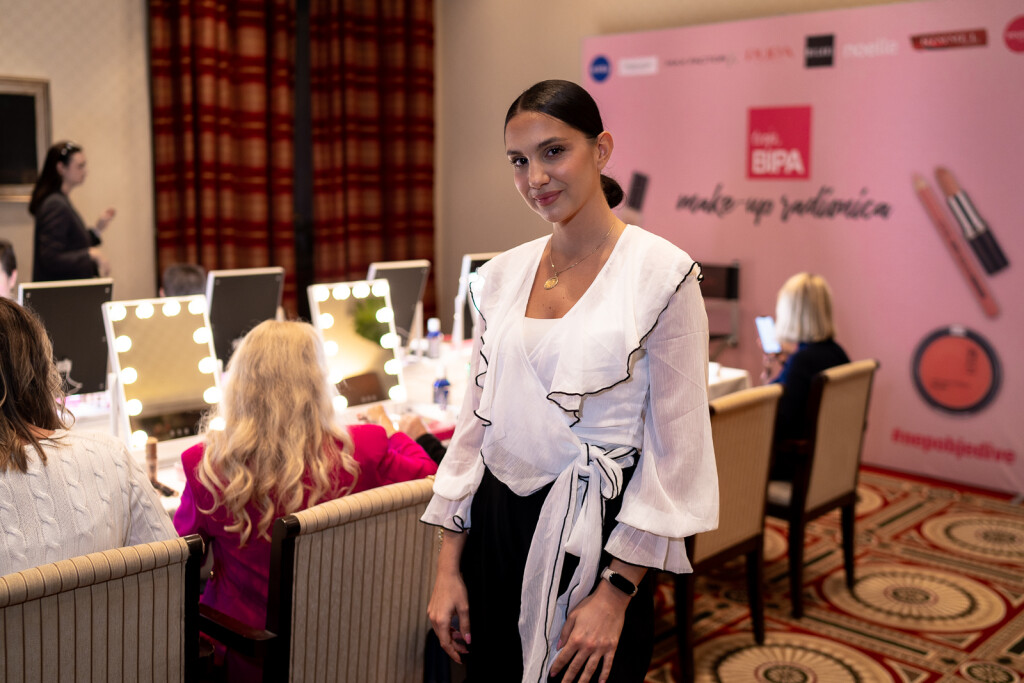 Lana Krstanović, senior make-up artistica iz studija Bipa Backstage