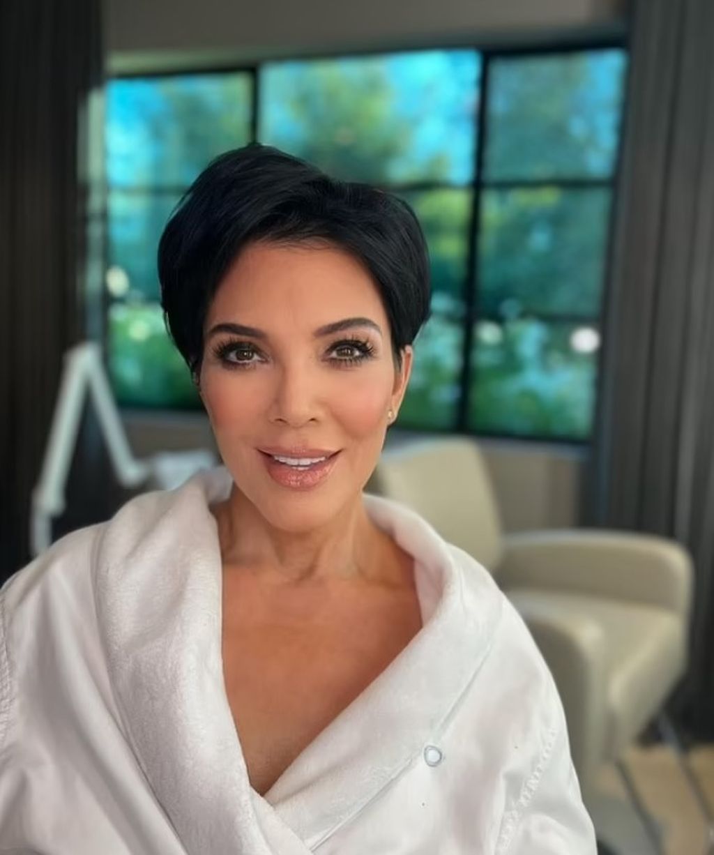 Kris Jenner - 4