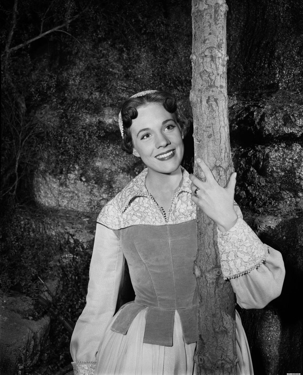 Julie Andrews 1955. godine