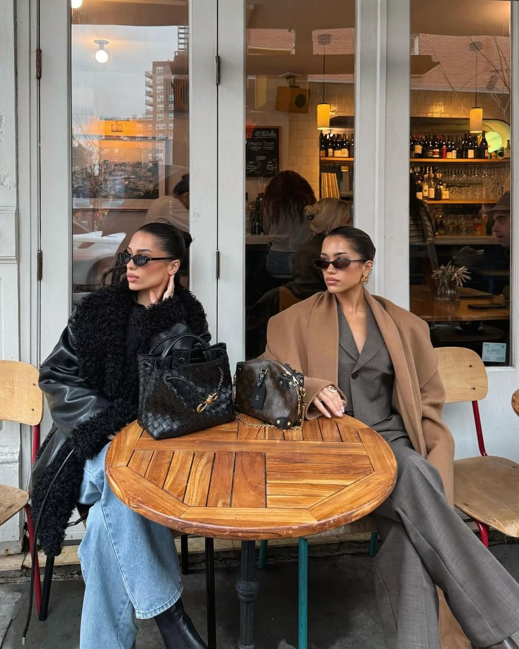 Aisha i Azra Mian - 6