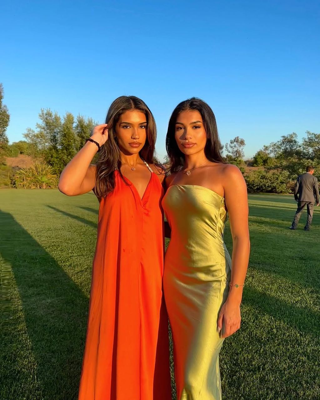 Aisha i Azra Mian - 8