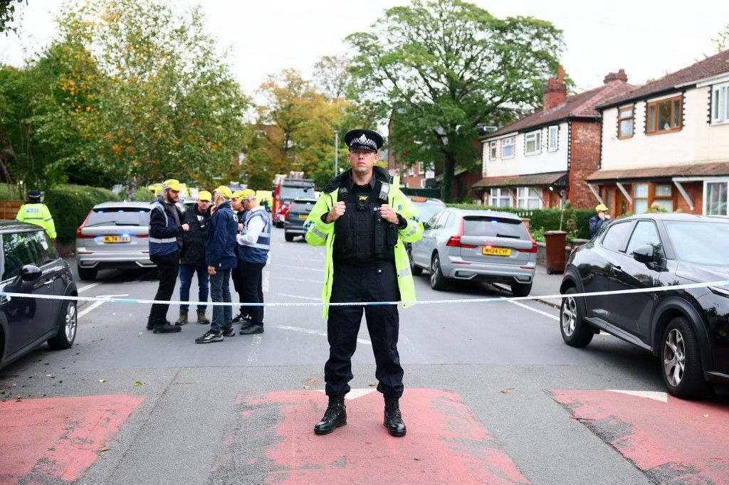 Hitne službe na mjestu napada u Manchesteru