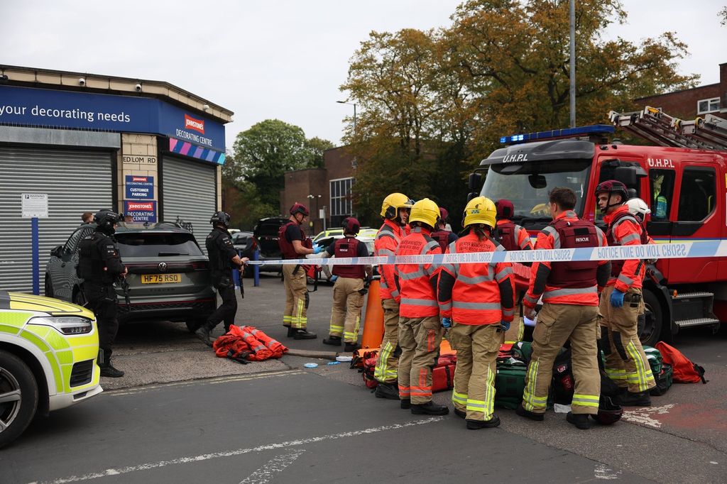 Hitne službe na mjestu napada u Manchesteru