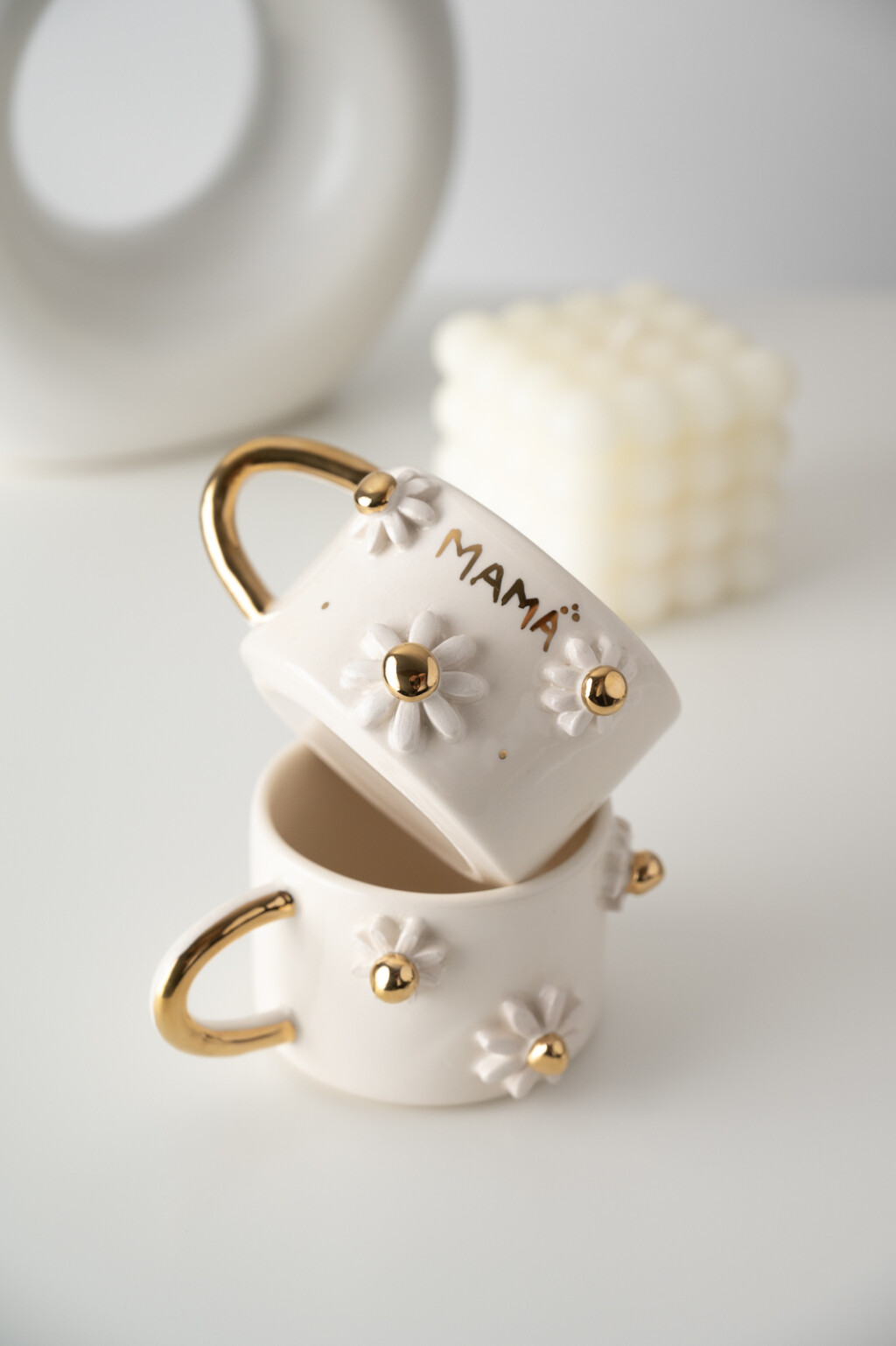 Brend Flora čajevi ima šarmantne šalice te više od 130 biljnih čajeva i čajnih mješavina te više od 30 voćnih čajeva - 2