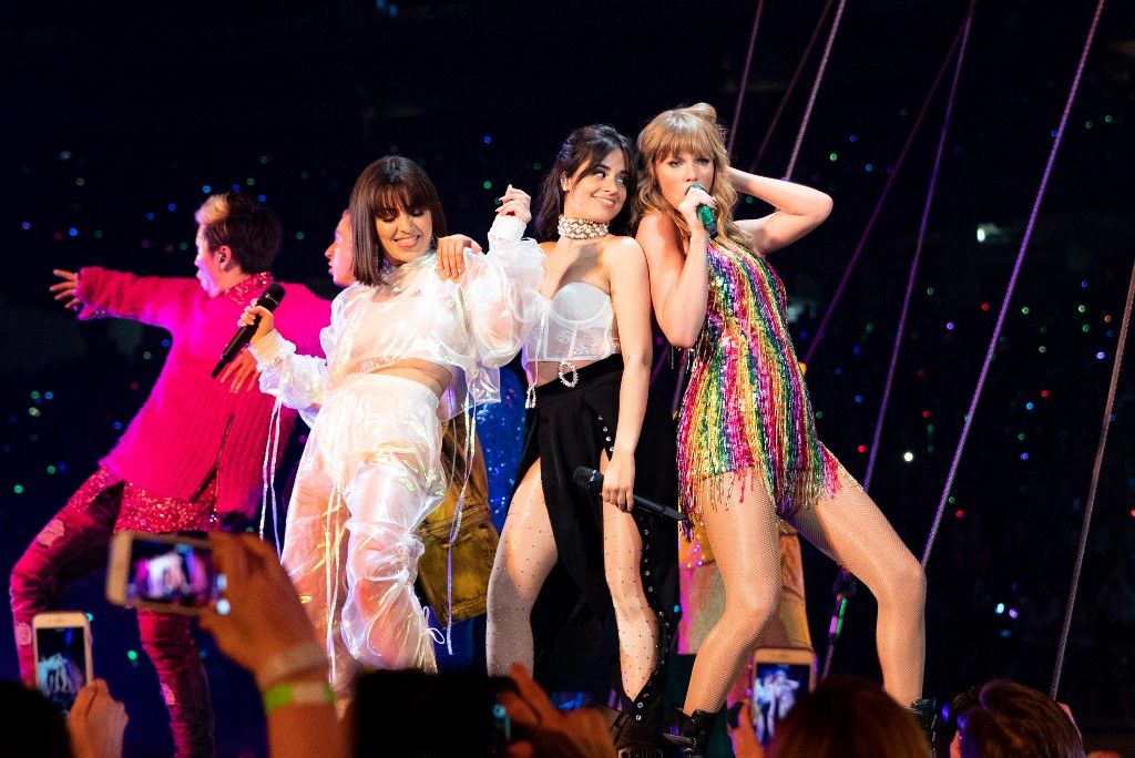 Taylor Swift i Charli XCX - 3