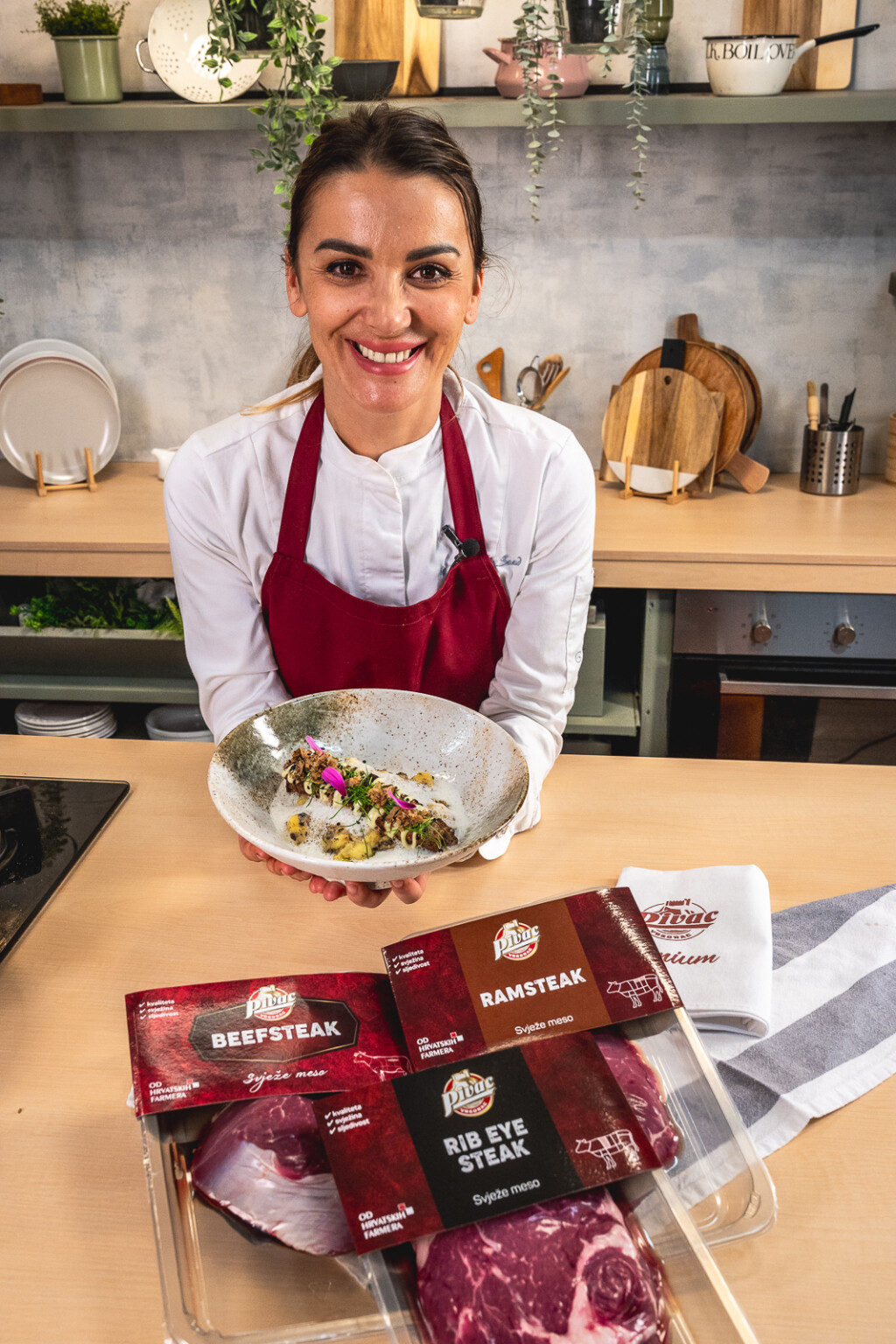 Sanja Cukon i njezina stratagliatta složena s biftekom, ramstekom i ribeye steakom od Pivca