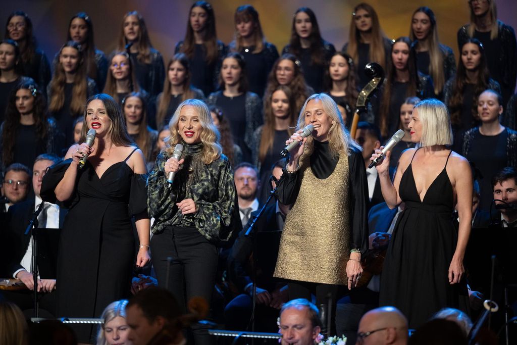 Ivana Husar, Marija Husar, Maja Vučić i Martina Pongrac