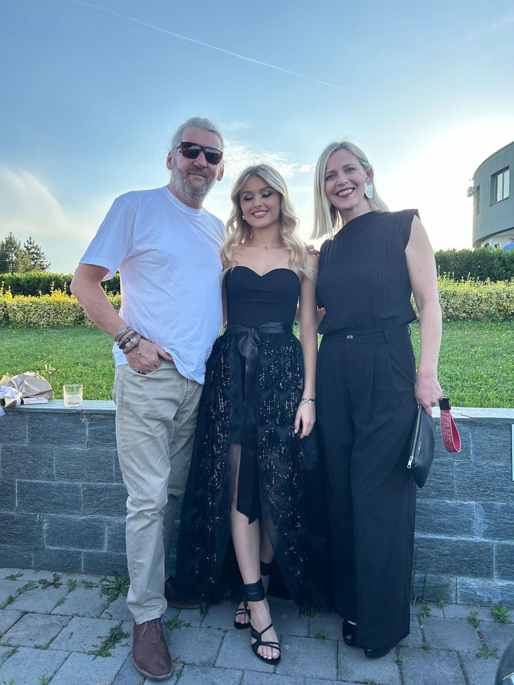 Igor i Gita Hajdarhodžić i Maja Vučić