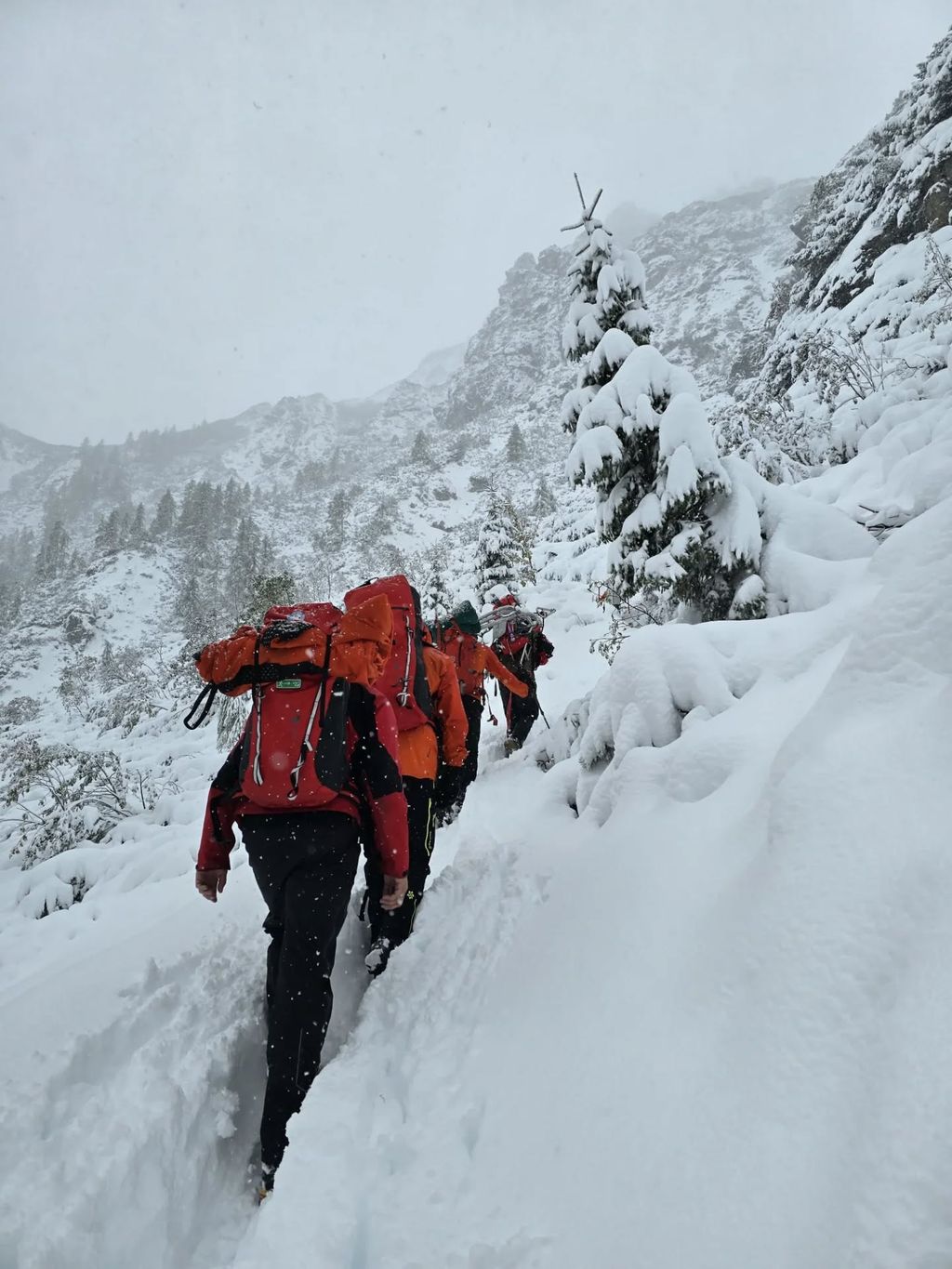 Potraga za hrvatskim planinarima u Sloveniji - 5