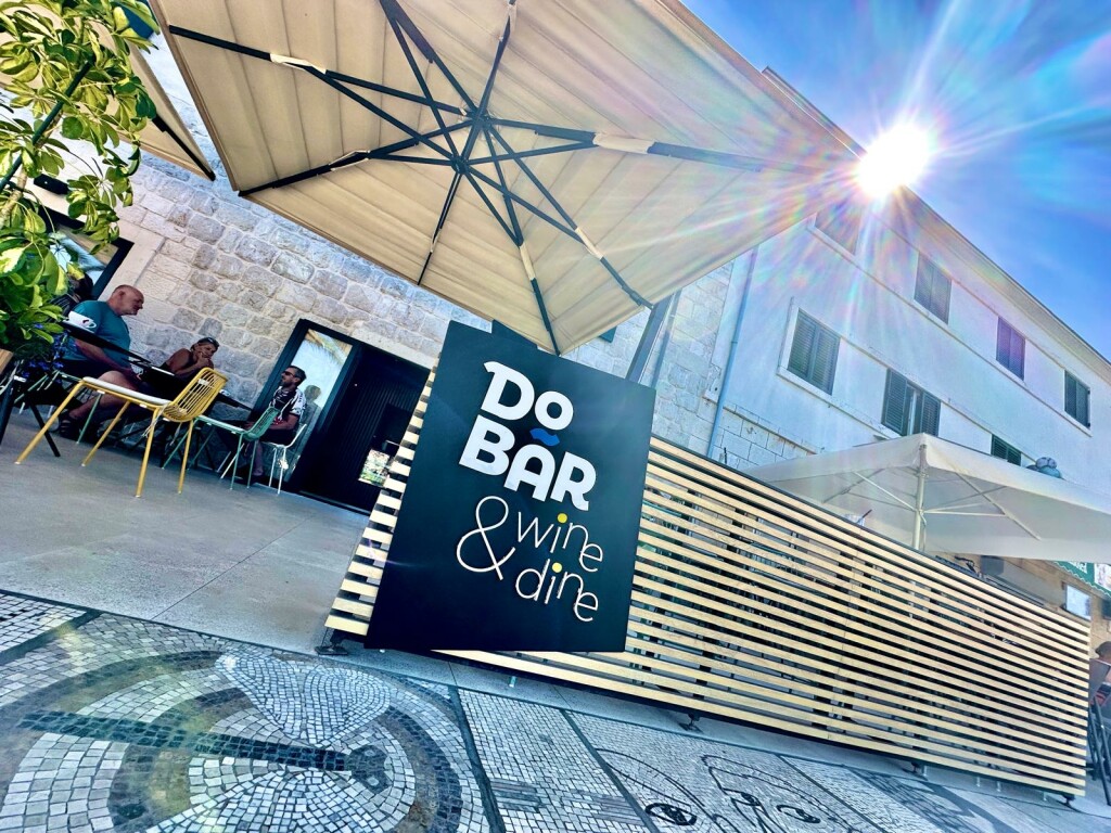 DoBar - 4