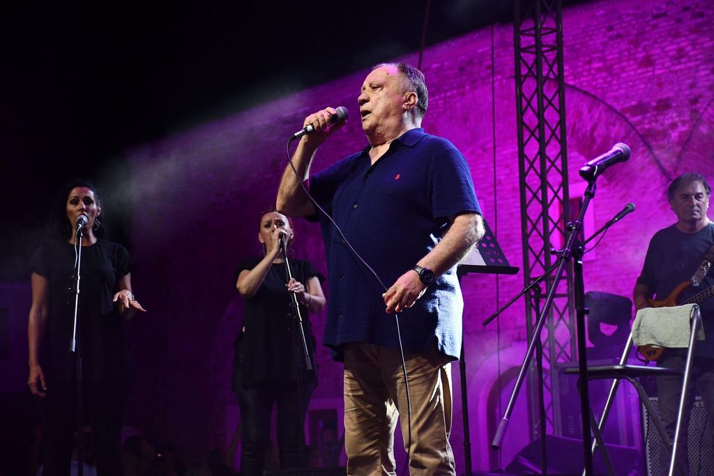 Halid Bešlić u Slavonskom Brodu - 4