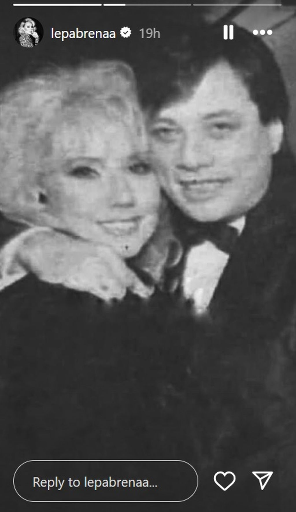 Lepa Brena oprostila se od Halida Bešlića - 1