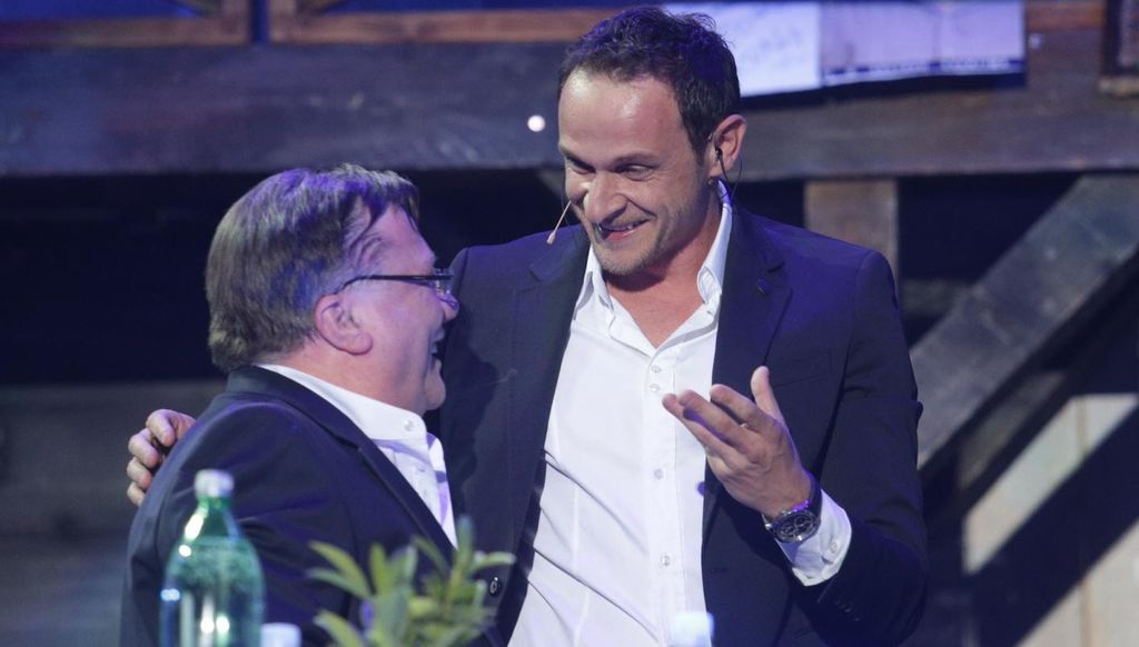 Halid Bešlić, Enis Bešlagić