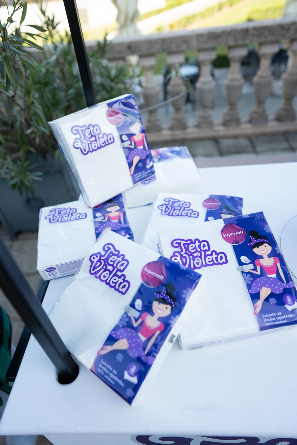 Teta Violeta salvete pokazale su se kao savršen izbor za festival torti - 1