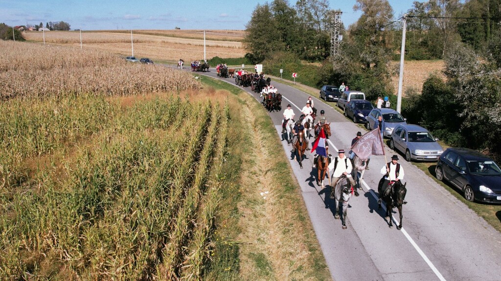 Velikogrđevačka Komušana