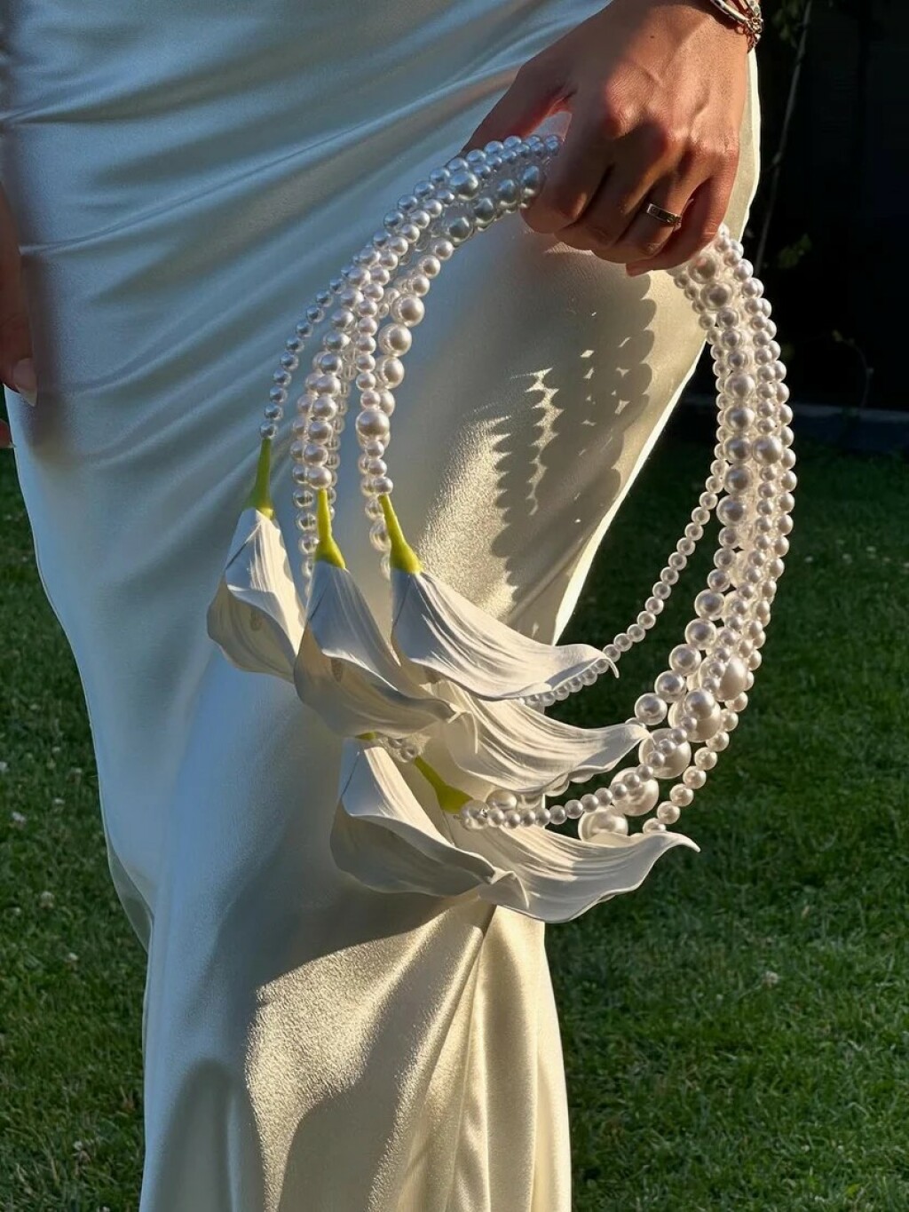 Vjenčani buketi brenda Kalibridal u stilu torbice - 1