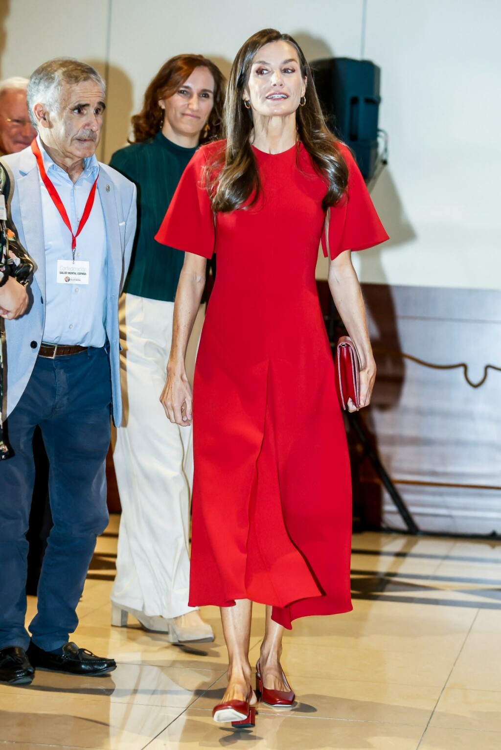 Kraljica Letizia u crvenom izdanju