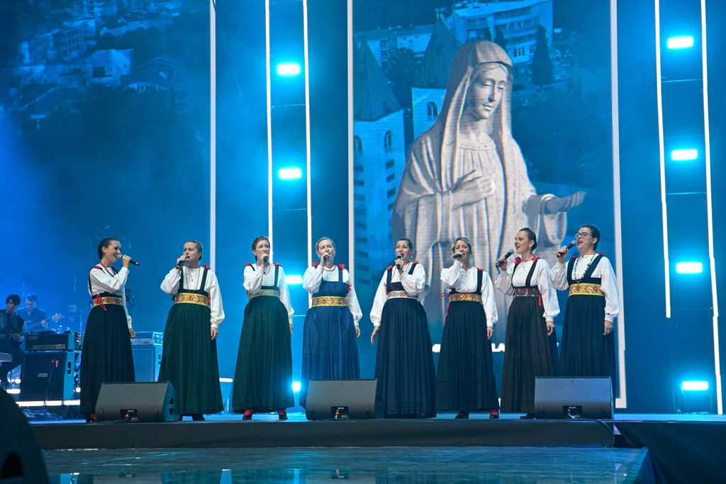 Koncert ''Domu mom'' u Areni Zagreb 2025. - 10