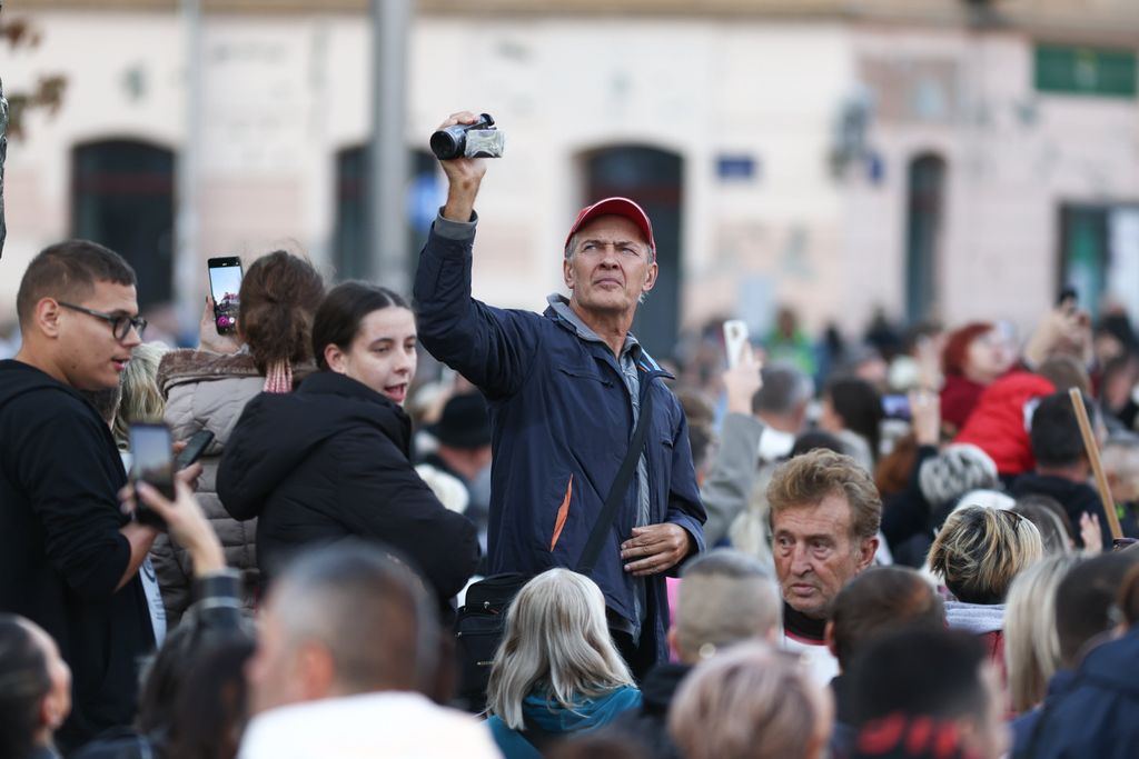 Oproštaj od Halida Bešlića u Osijeku
