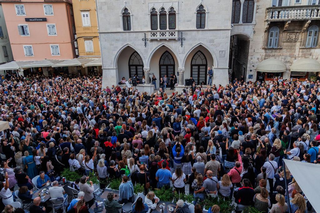 Oproštaj od Halida Bešlića u Splitu
