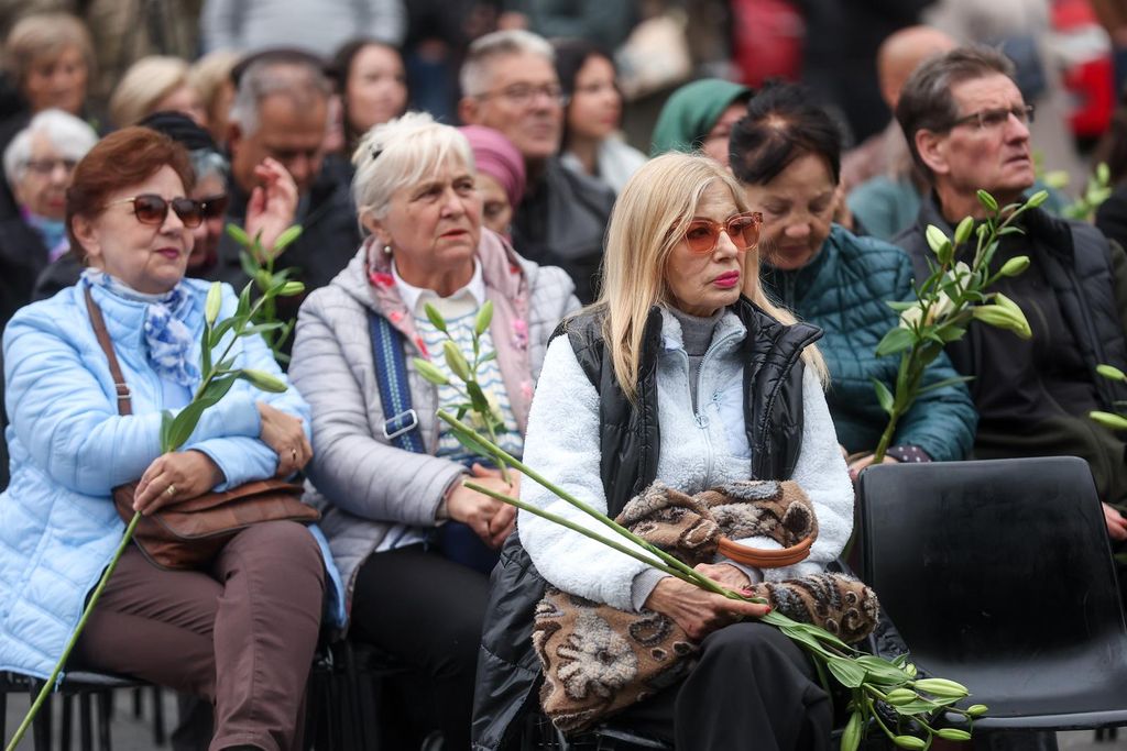 Komemoracija za Halida Bešlića - 1
