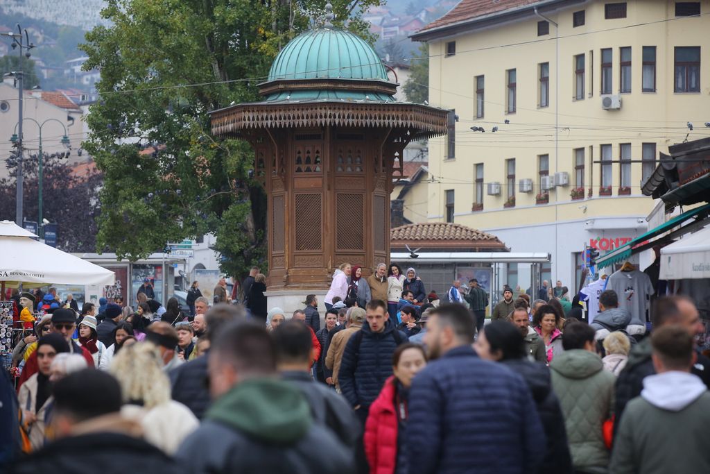 Pripreme za ispraćaj Halida Bešlića - 1