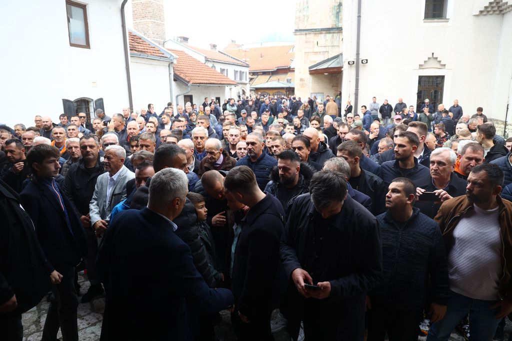 Dženaza Halida Bešlića - 4